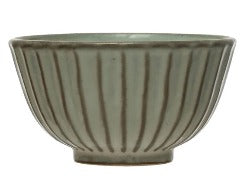 Stoneware Pleated Bowl